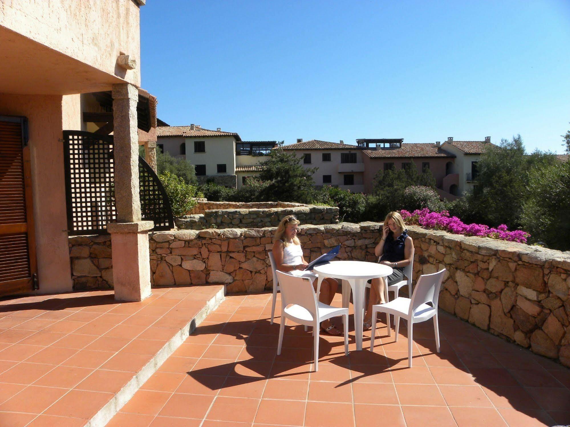 Residence Bouganville Porto Rotondo Luaran gambar